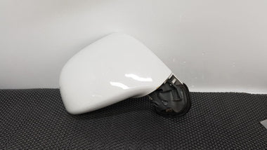 2007-2012 Kia Rondo Right Passenger Side Mirror OEM