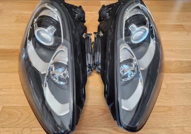 2015-2018 Porsche Cayenne 958.2 PDLS Xenon HID Headlight Left Right Set Pair OEM
