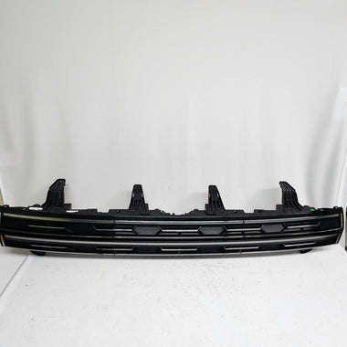 OEM Hyundai New Palisade 2nd Gen Center Position Grille Lamp 92209-P9200