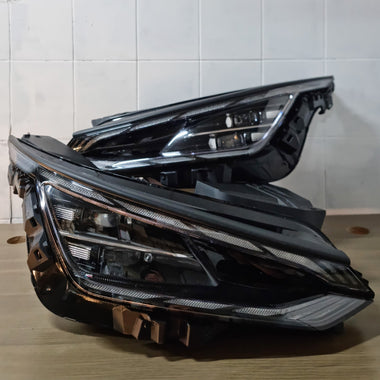 2021-2024 Kia EV6 Full LED Headlight Pair Set Left Right OEM 92101-CV100