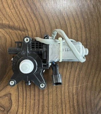 Genuine OEM Ssangyong RH Power Window Motor 8810006040 Korando Van