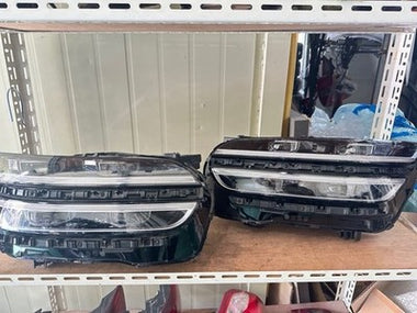 2022-2025 Genesis GV70 PAIR LED Headlight Assembly OEM 92101-AR100