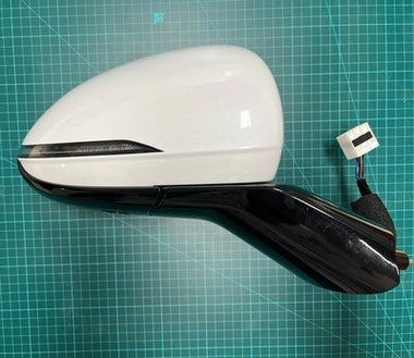 2022-2025 Genesis GV70 Right Passenger Mirror Power Fold OEM 87620-AR000