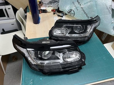 2013â2017 Land Rover Range Rover L405 OEM Adaptive Xenon HID Headlight Pair Set