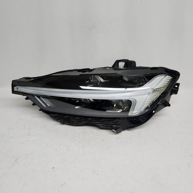 2025 Volvo XC60 LED Headlight Assembly Driver Left Side OEM 32404705
