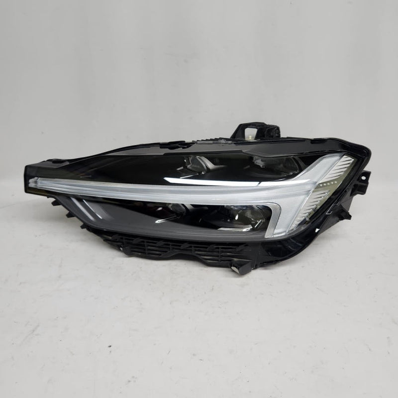 2025 Volvo XC60 LED Headlight Assembly Driver Left Side OEM 32404705