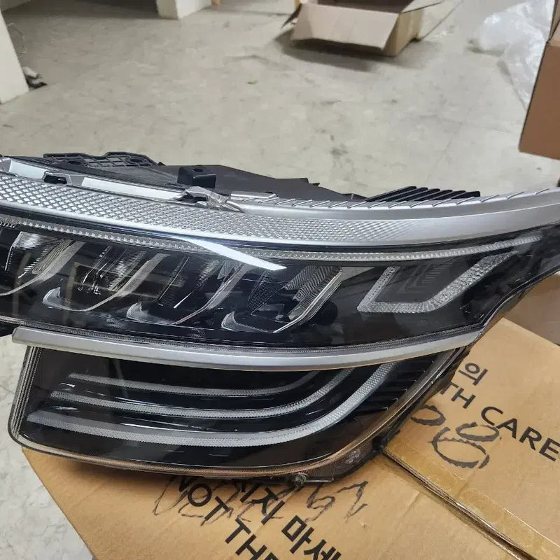 2021-2024 Kia Seltos SP2 Left Driver LED Headlight OEM 92101-Q5200 Q5220