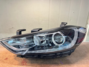 2017-2020 Hyundai Elantra Left Driver Xenon HID LED Headlight OEM 92101-F2200