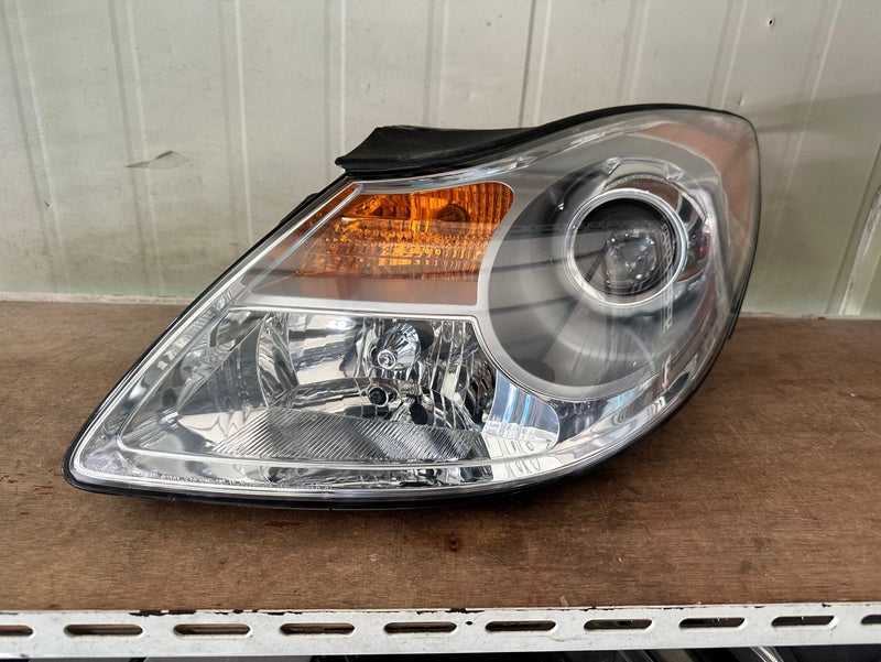 2007-2012 Hyundai Veracruz IX55 Left Driver Xenon HID Headlight OEM 92101-3J100