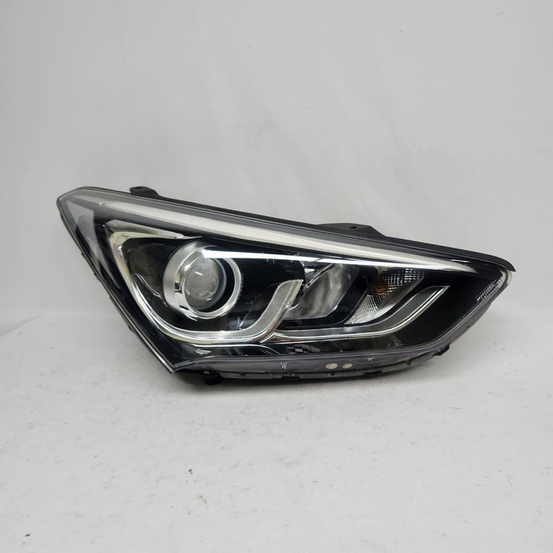 2019-2023 Hyundai Santa Fe Right Passenger Xenon HID Headlight OEM 92102-2W000