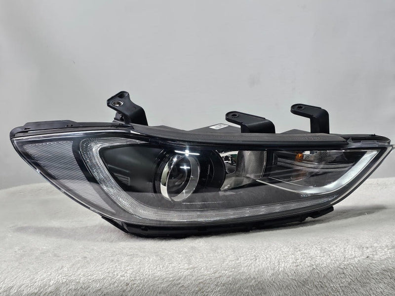 2017-2020 Hyundai Elantra AD Right Passenger LED Headlight Lamp OEM 92102-F2110