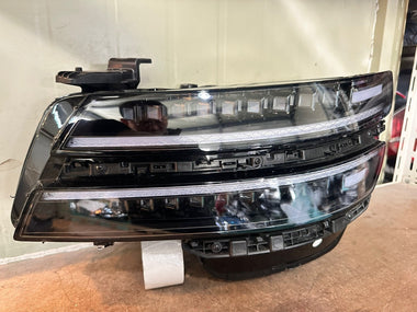 2022-2025 Genesis G80 RG3 Left Driver LED Headlight OEM 92101-T1600