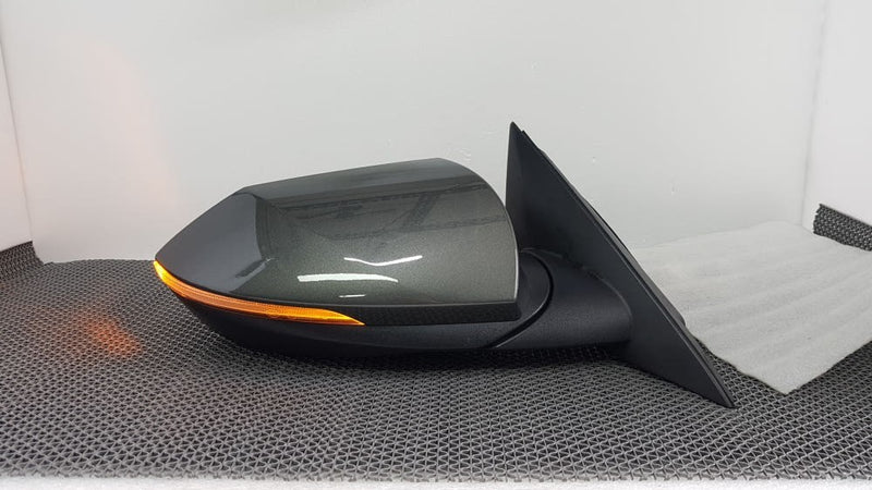 2021-2023 Hyundai Elantra Right Mirror w/Camera Blind Spot OEM 87620-AA070A5G