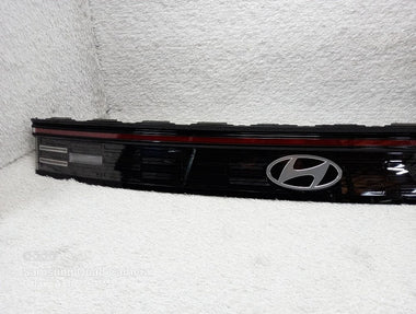 2024-2026 Hyundai Sonata Rear Center LED Tail Light OEM 92409-L1600/L1550