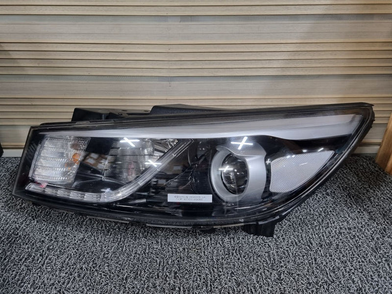 2015-2020 Kia Sedona Left Driver Full LED Headlight OEM 92101-A9010