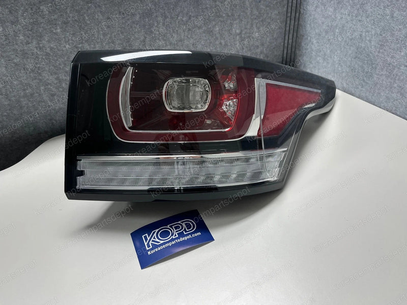2014-2017 Range Rover Sport L494 Right Passenger Tail Light OEM DK62-13404-AE