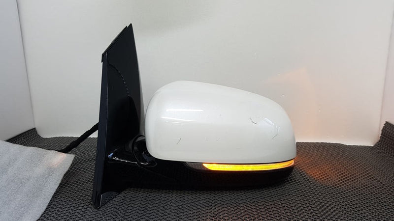 2015-2021 Kia Sedona Carnival Left Mirror w/Camera Blind Spot OEM 87610-A9110