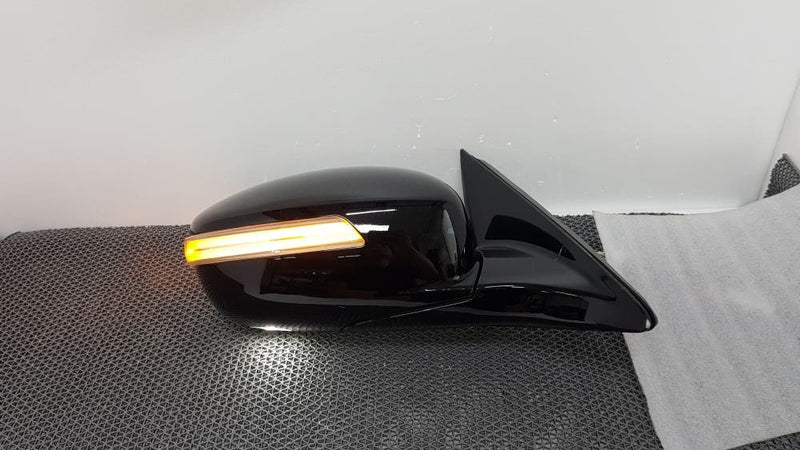 2010 Hyundai Equus Right Passenger Side Mirror OEM 87620-3N000AF