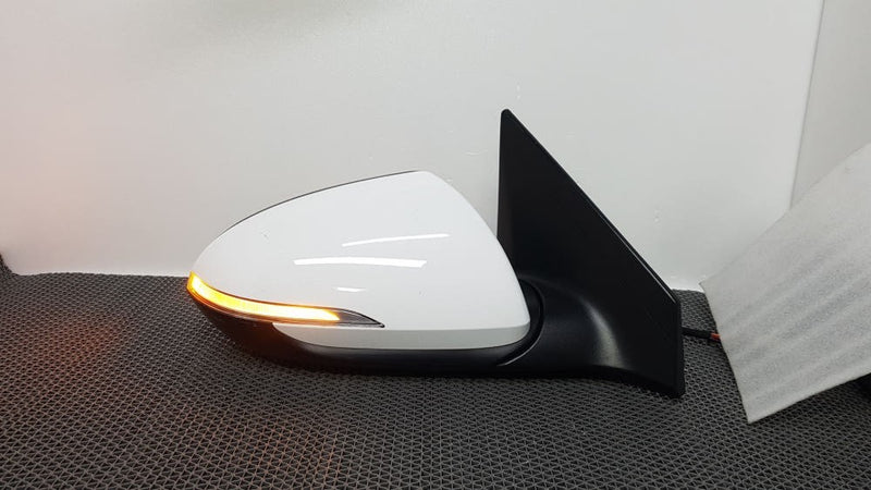 2017-2020 Hyundai Elantra Right Passenger Camera Side Mirror OEM 87620-F2020WAW