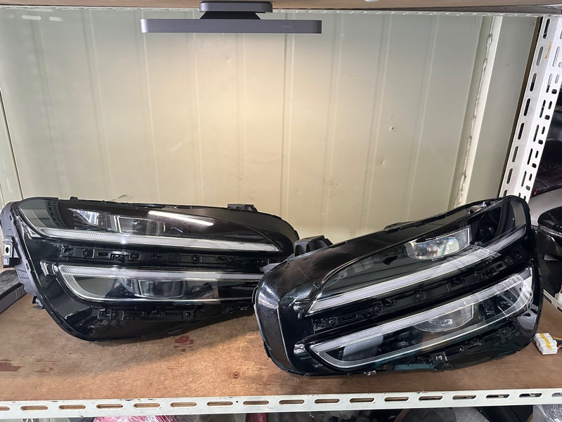 2022-2025 Genesis G70 Facelift Full LED Headlight PAIR OEM 92102-G9500