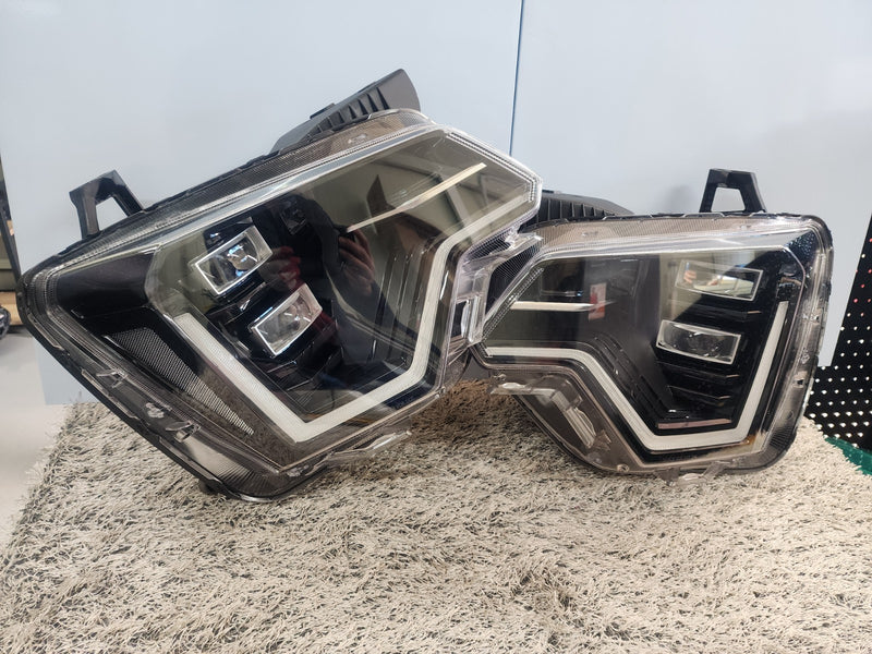 2025-2026 Kia Niro PAIR LED Headlight Assembly OEM 92101-AT150 92102-AT100