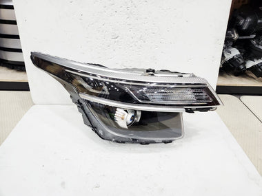 2021-2023 Kia Seltos Right Passenger Halogen Headlight OEM 92102-Q5100 Q5120