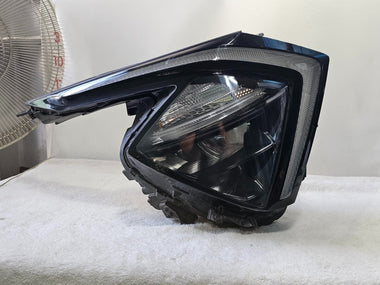 Kia Sportage NQ5 12-Pin LED Headlight Passenger Side 92102P1000 OEM Used