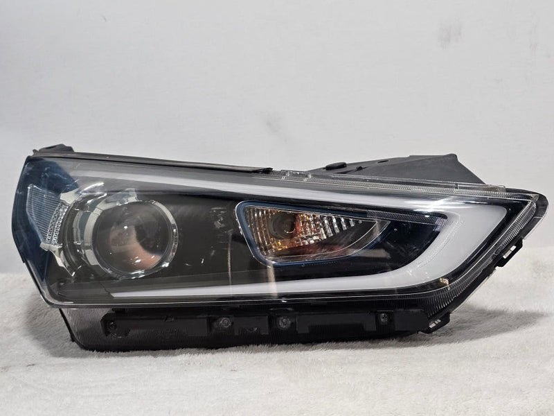 2017-2022 Hyundai Ioniq Right Passenger LED Reflector Headlight OEM 92102-G2101