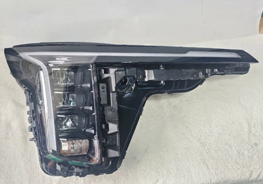 2025-2026 Kia Carnival Right Passenger LED Projector Headlight OEM 92102-R0700