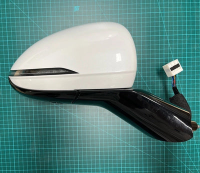 Genuine OEM 2022 Genesis GV70 Right Door Mirror 7-Pin Blind Spot 87620AR000 UYH